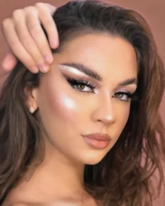 Foxy Eyes: Solusi Instan Mata Terangkat dan Awet Muda